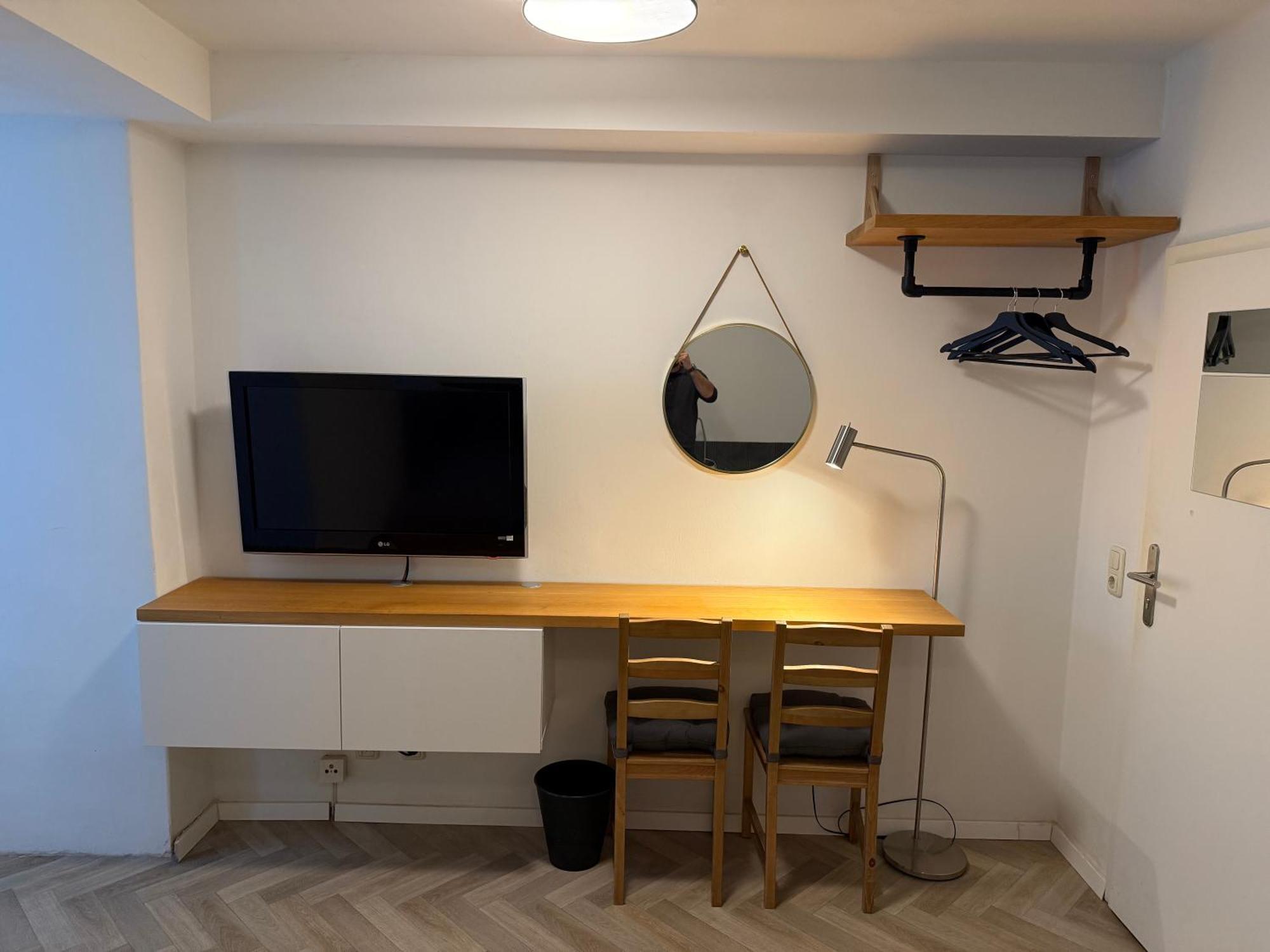 Zentrumsnahes Monteurszimmer Erfurt Exterior foto
