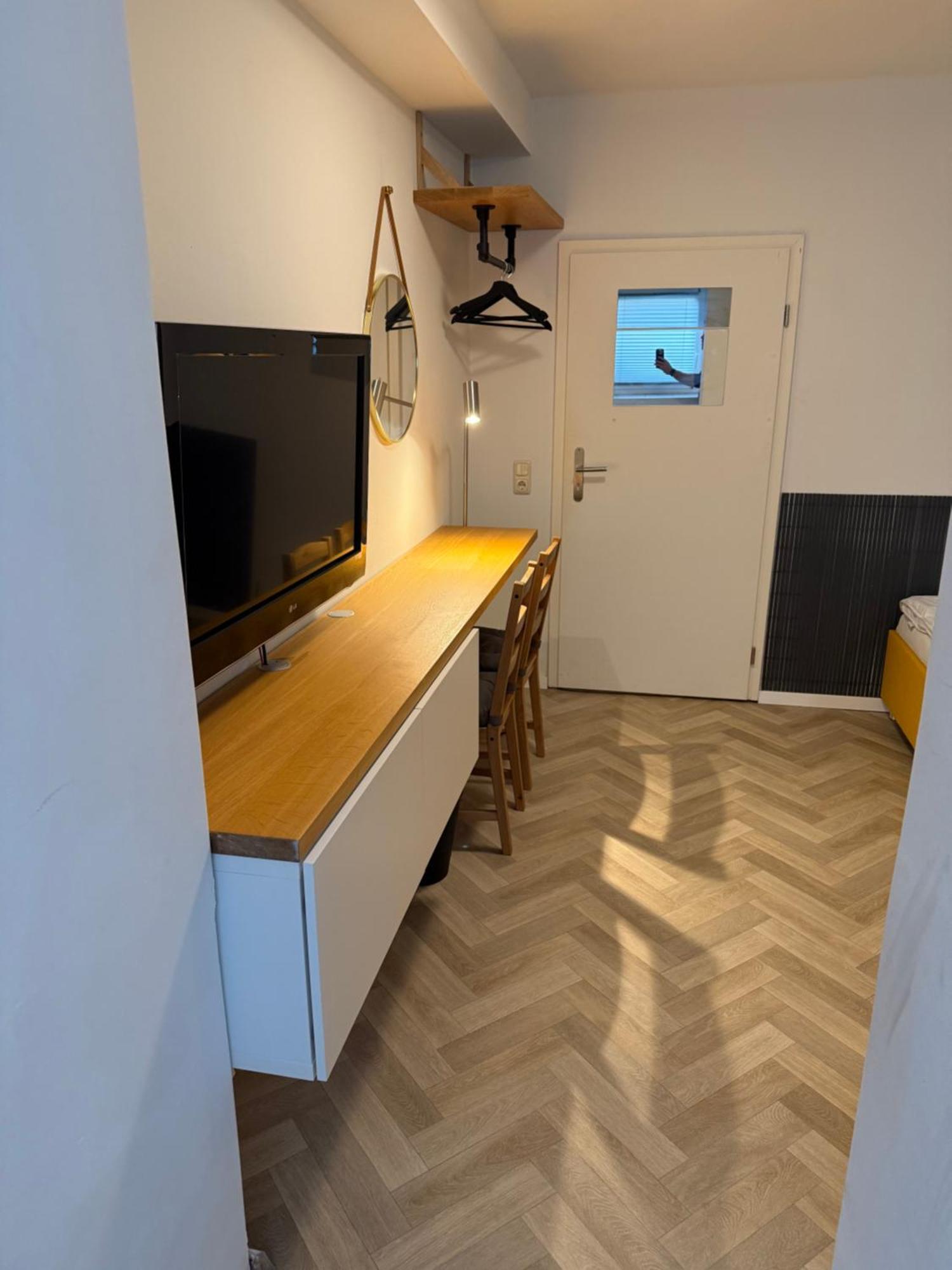 Zentrumsnahes Monteurszimmer Erfurt Exterior foto